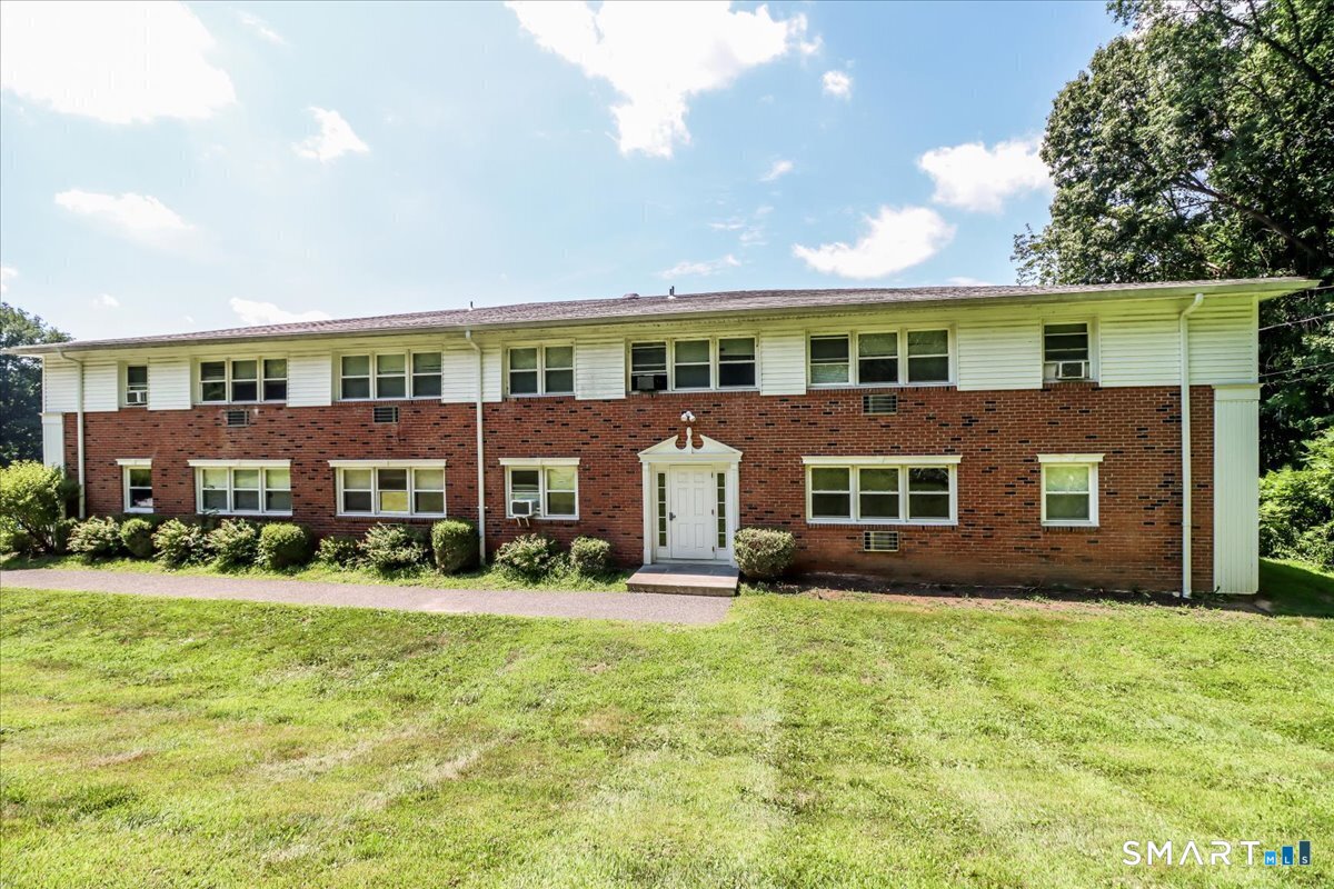 17 Fordyce Court Unit: 12