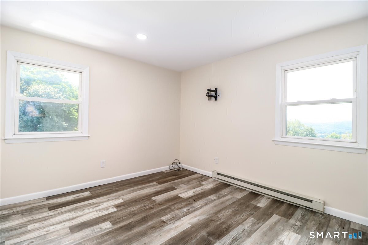 17 Fordyce Court Unit: 12