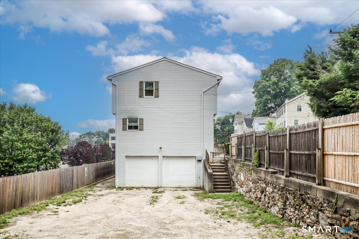 28 Middle Street Unit: 2
