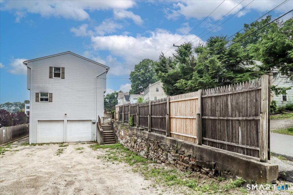 28 Middle Street Unit: 2