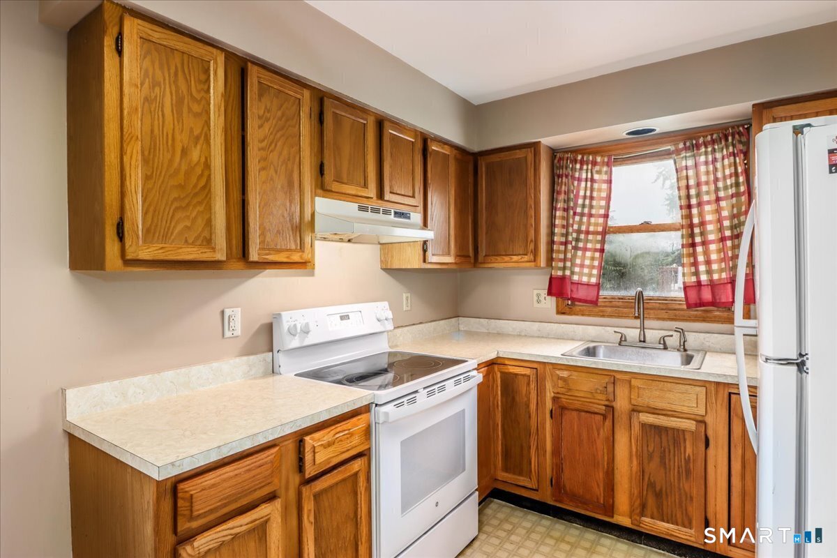 28 Middle Street Unit: 2