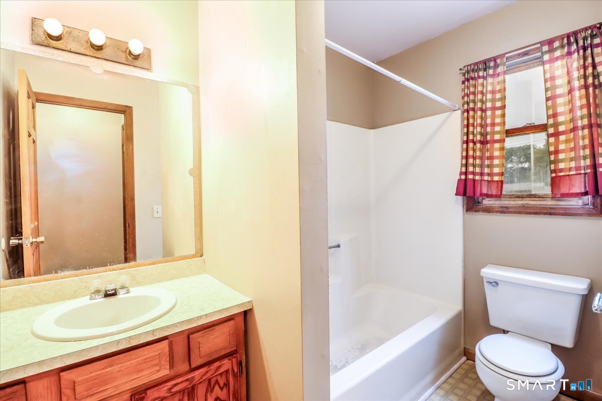 28 Middle Street Unit: 2