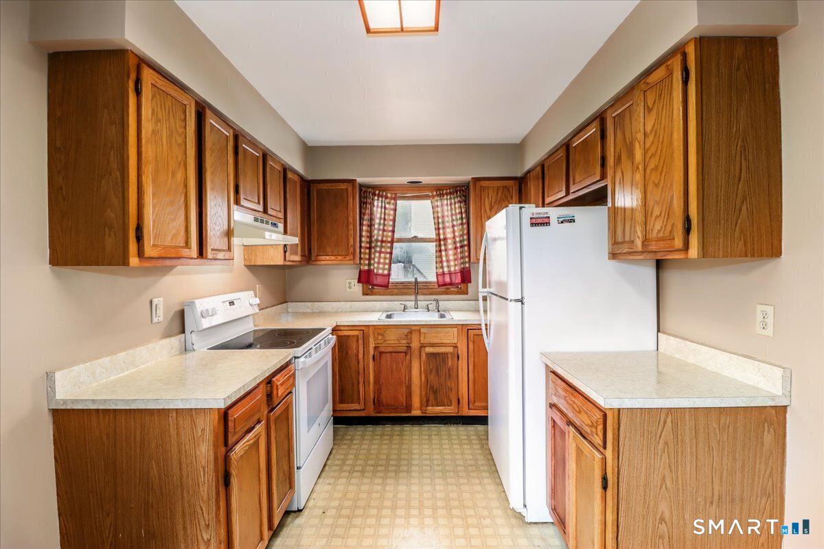 28 Middle Street Unit: 2