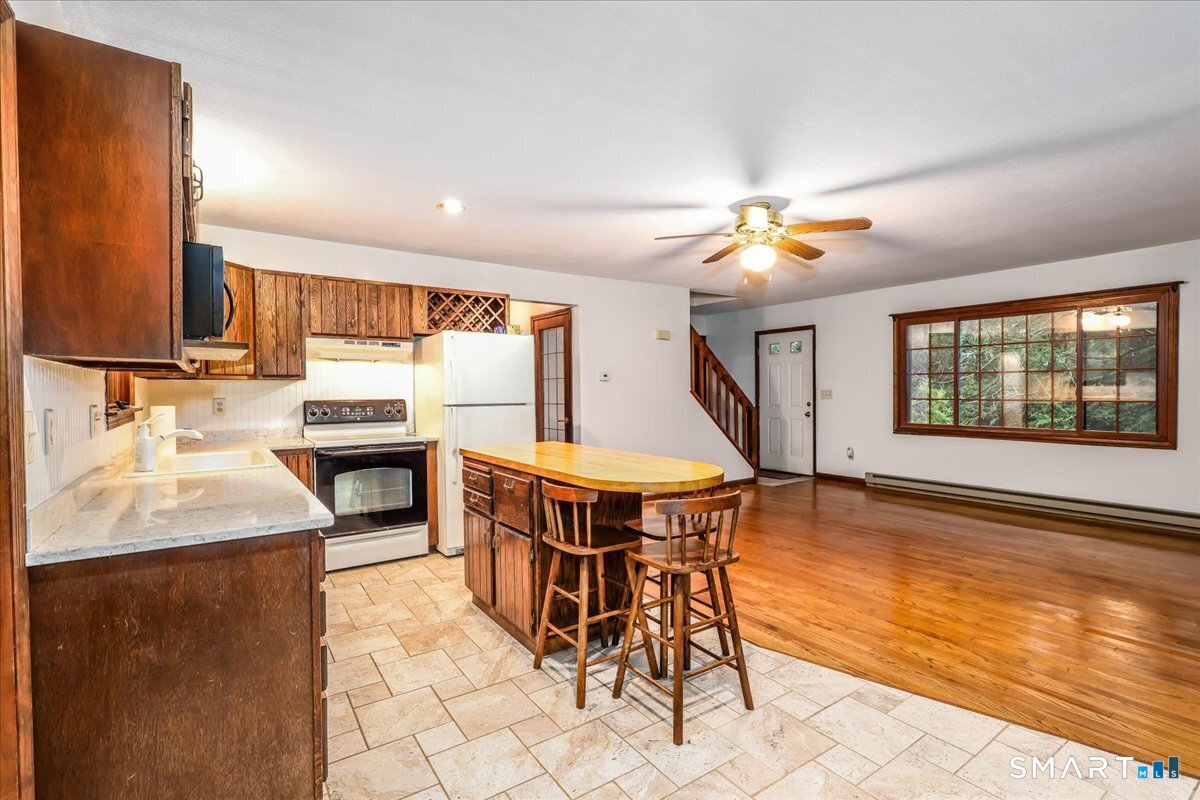 17 East Bucks Rock Road