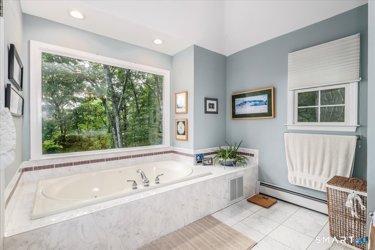 57 Meadowood Drive