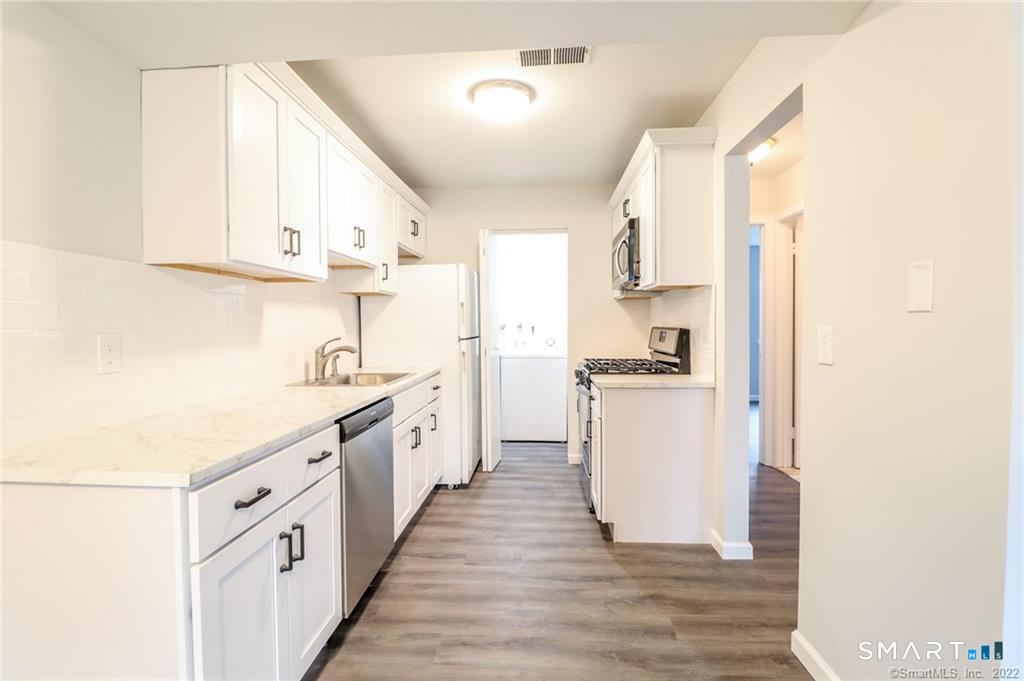 81-95 Park Avenue Unit: 201