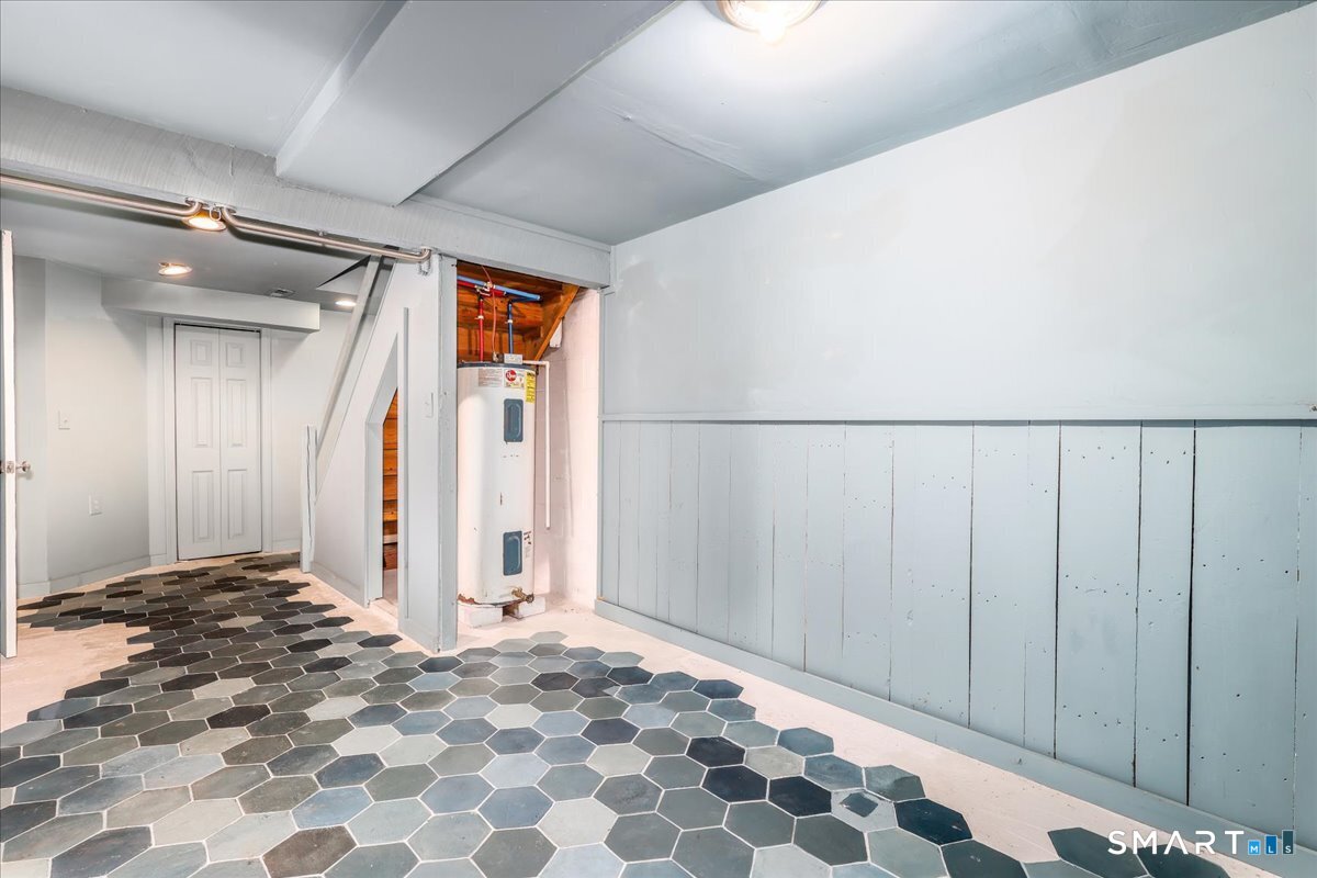 16 Ironwood Lane