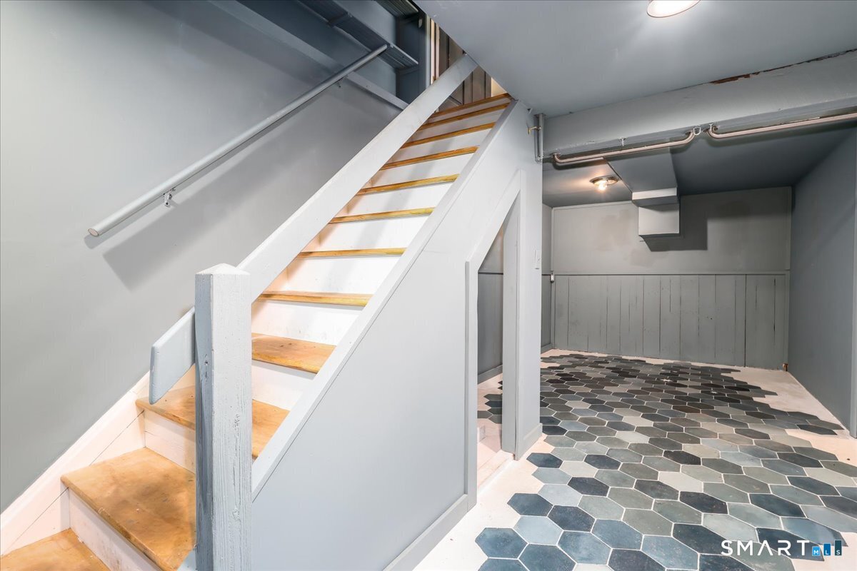16 Ironwood Lane