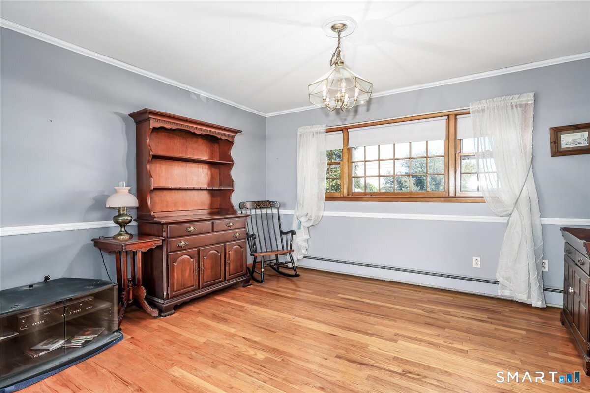 9 Kendall Terrace East
