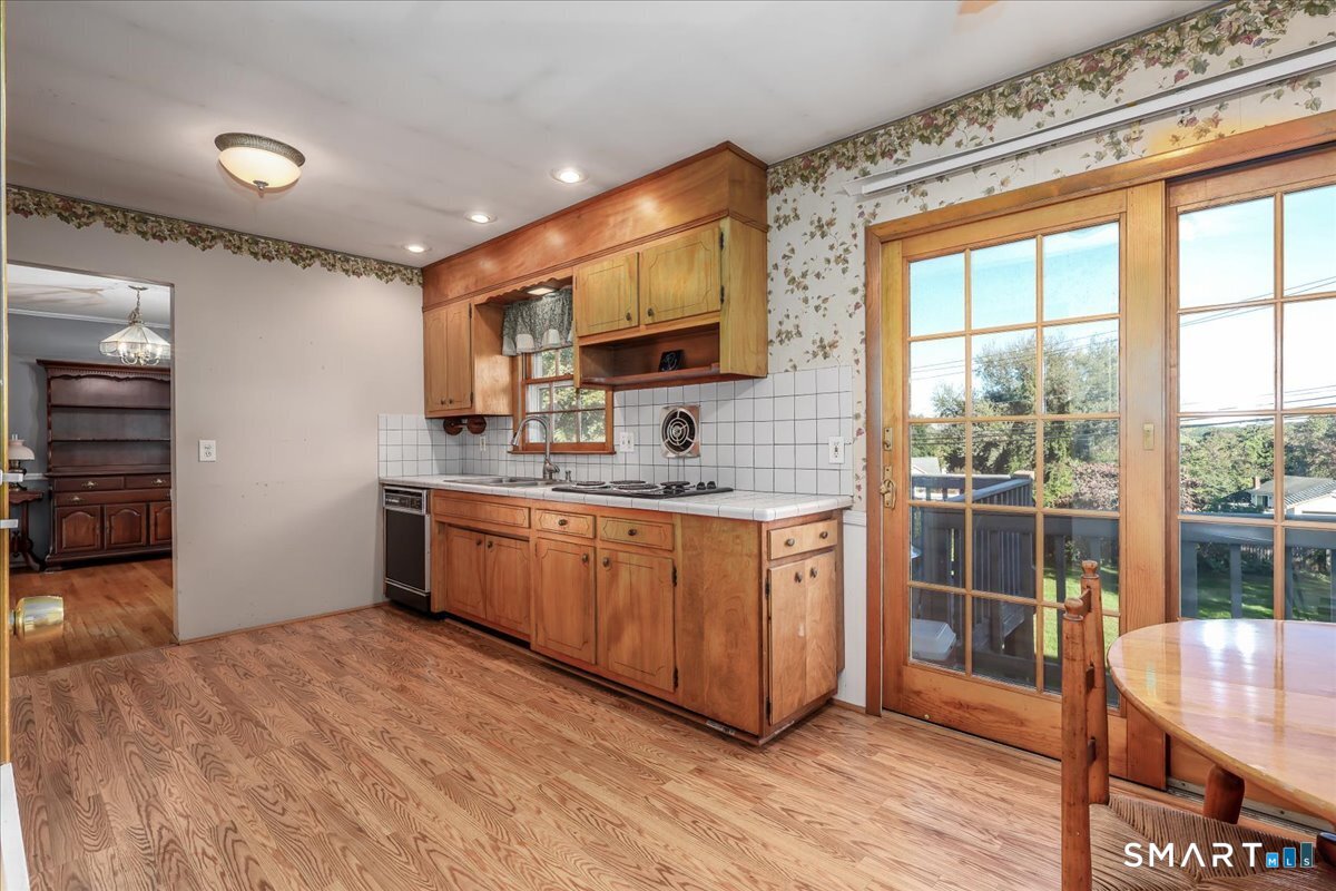 9 Kendall Terrace East