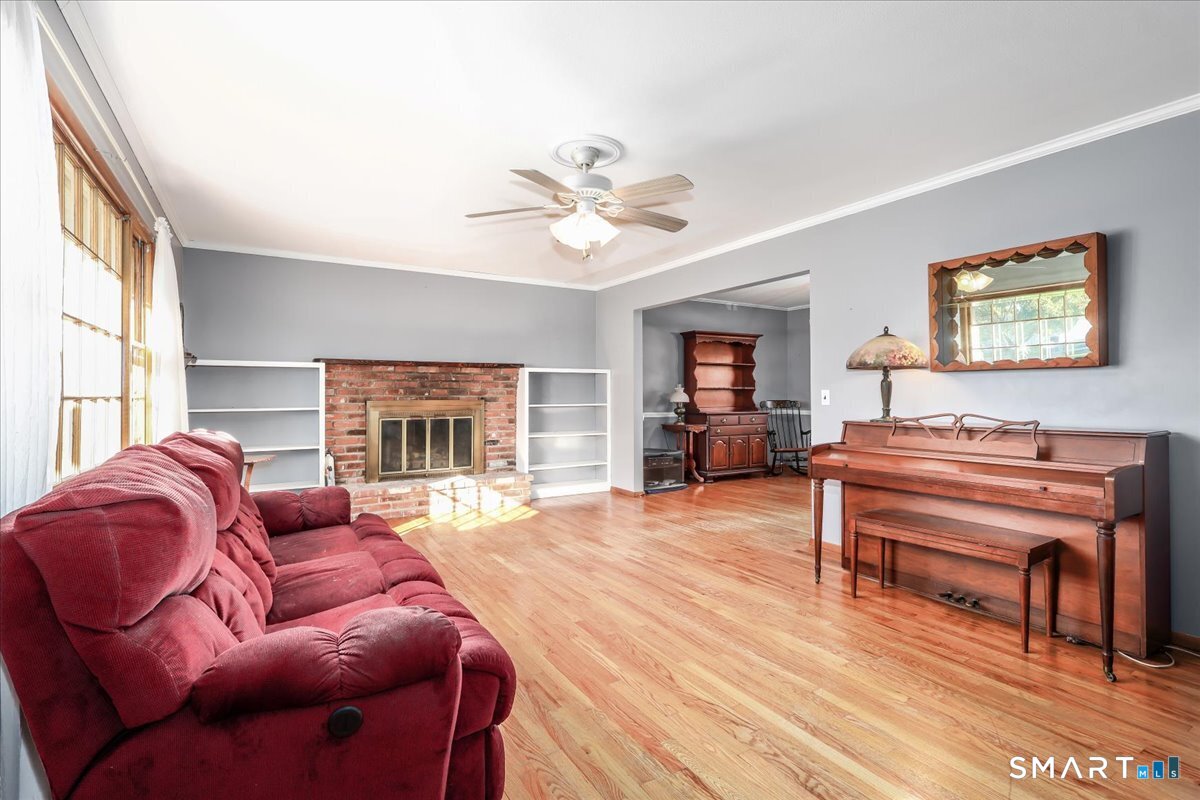 9 Kendall Terrace East