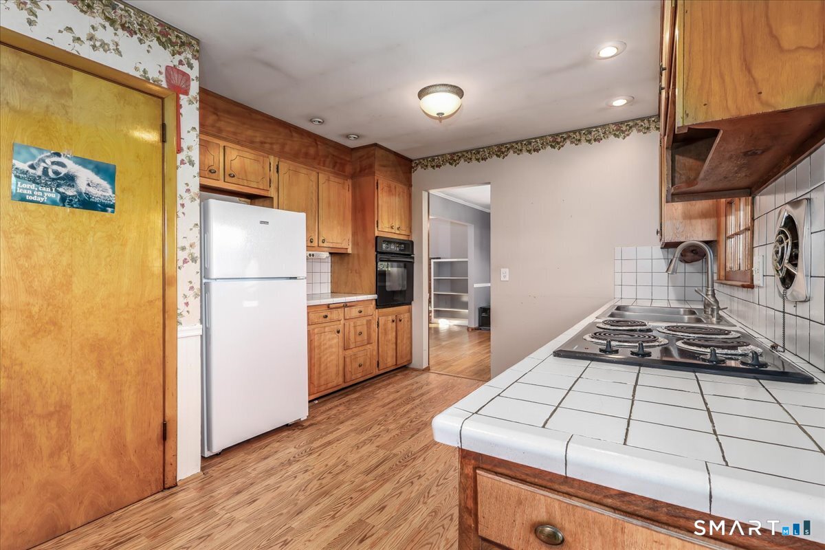 9 Kendall Terrace East