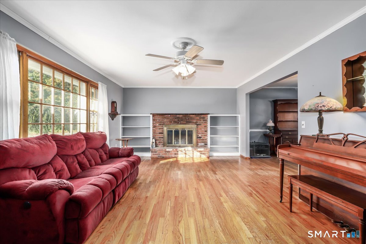 9 Kendall Terrace East