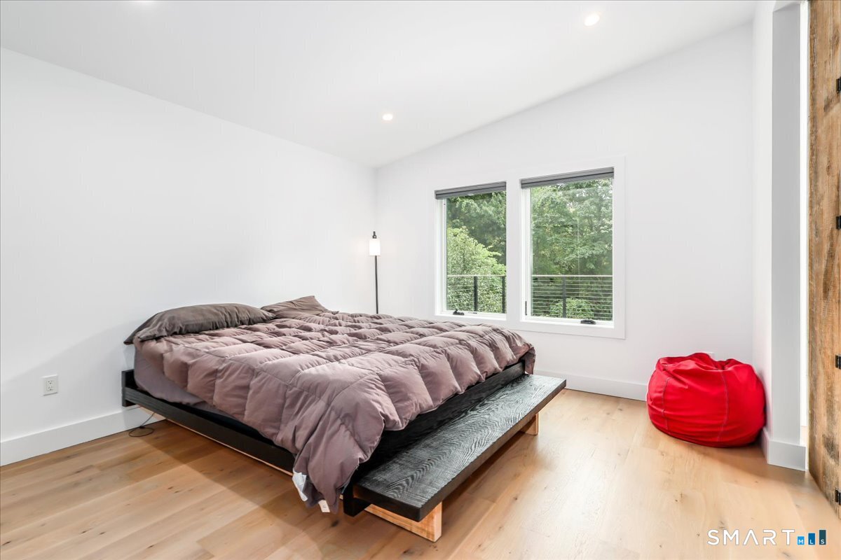 7 Sunset Terrace