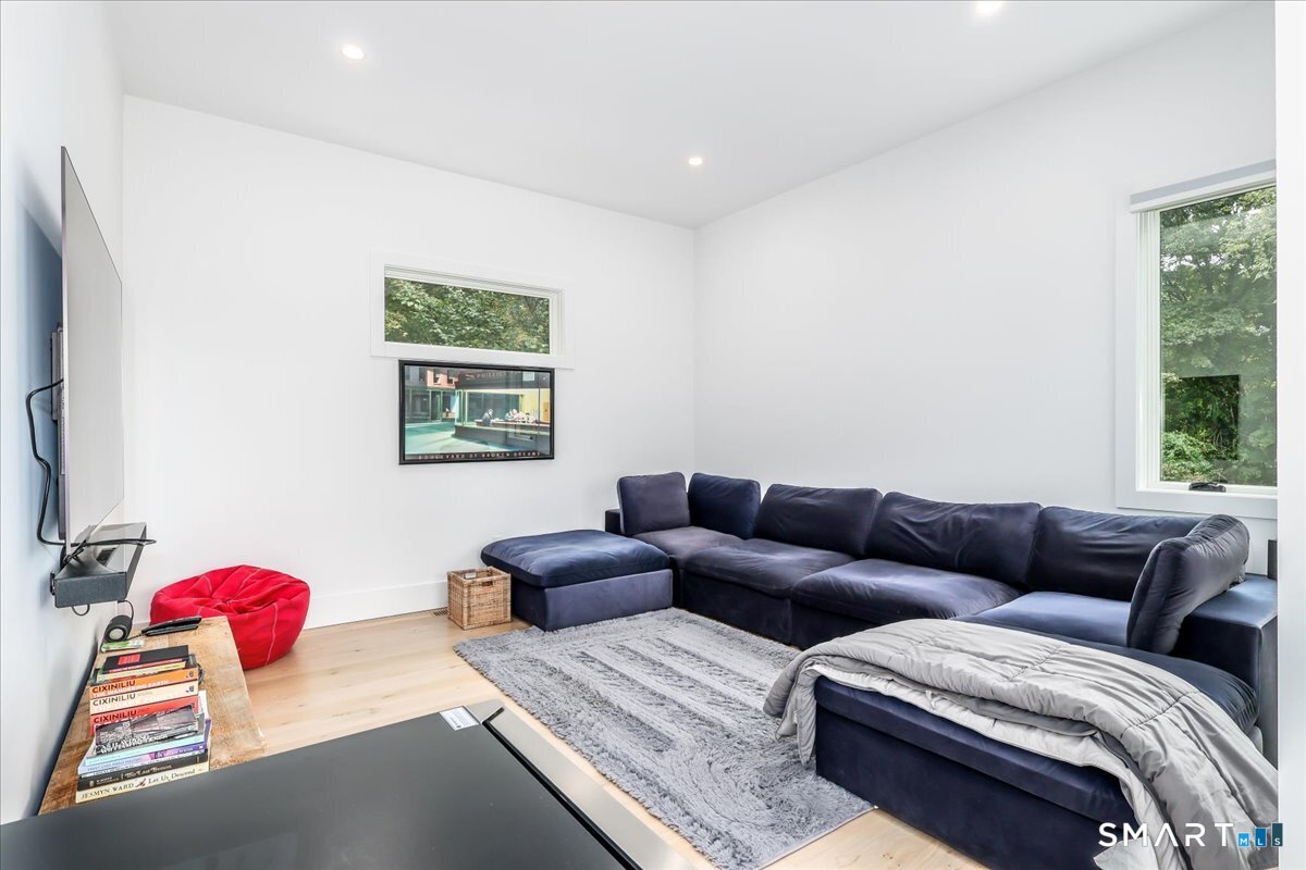 7 Sunset Terrace