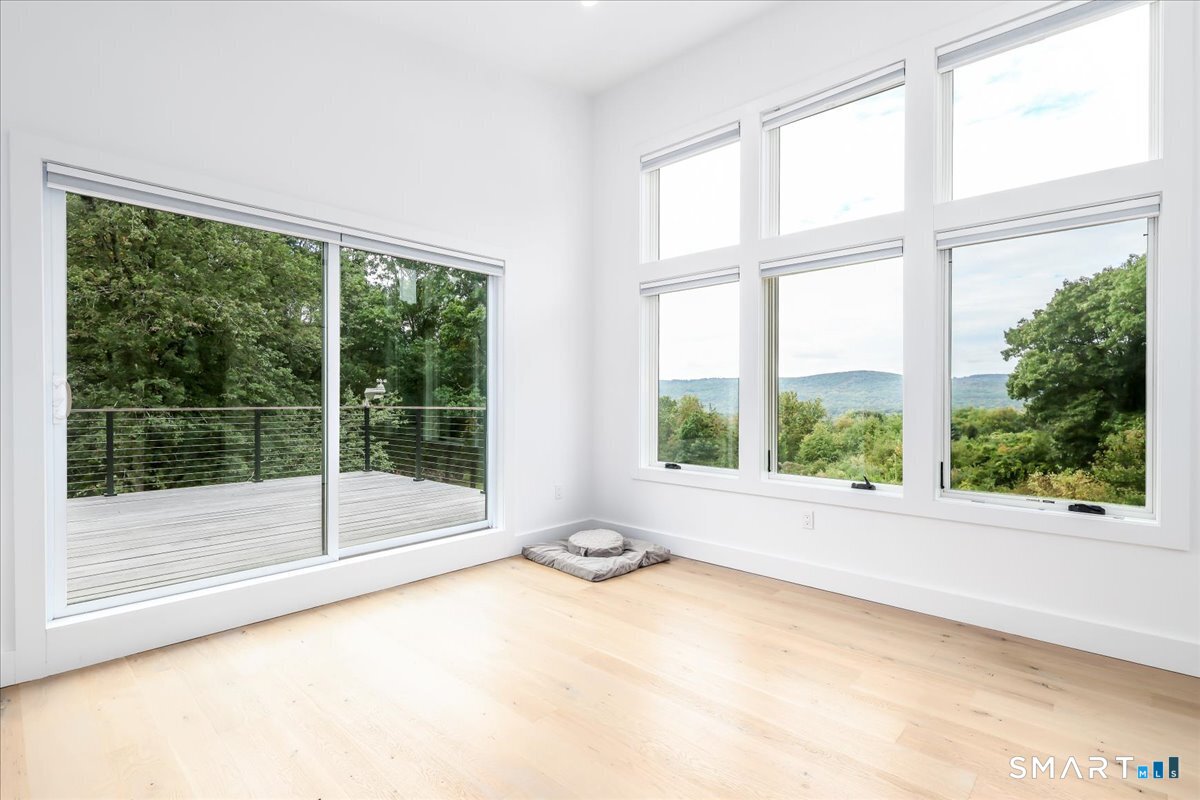 7 Sunset Terrace