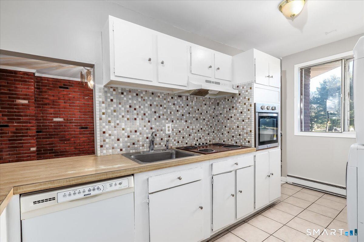 40 Candlewood Lake Road South Unit: 4