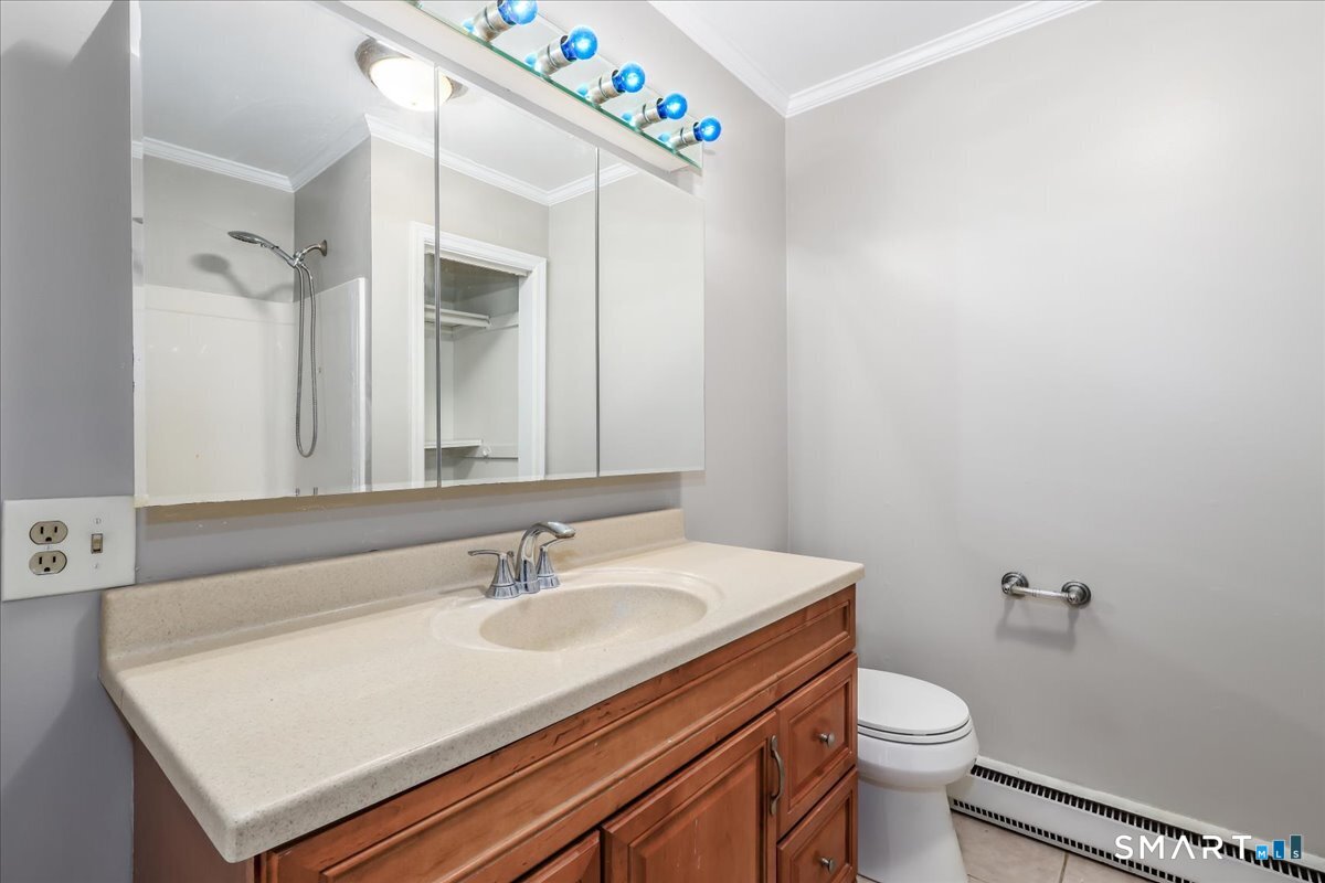 40 Candlewood Lake Road South Unit: 4