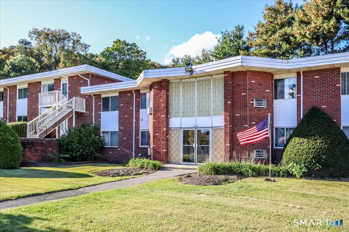 40 Candlewood Lake Road South Unit: 4