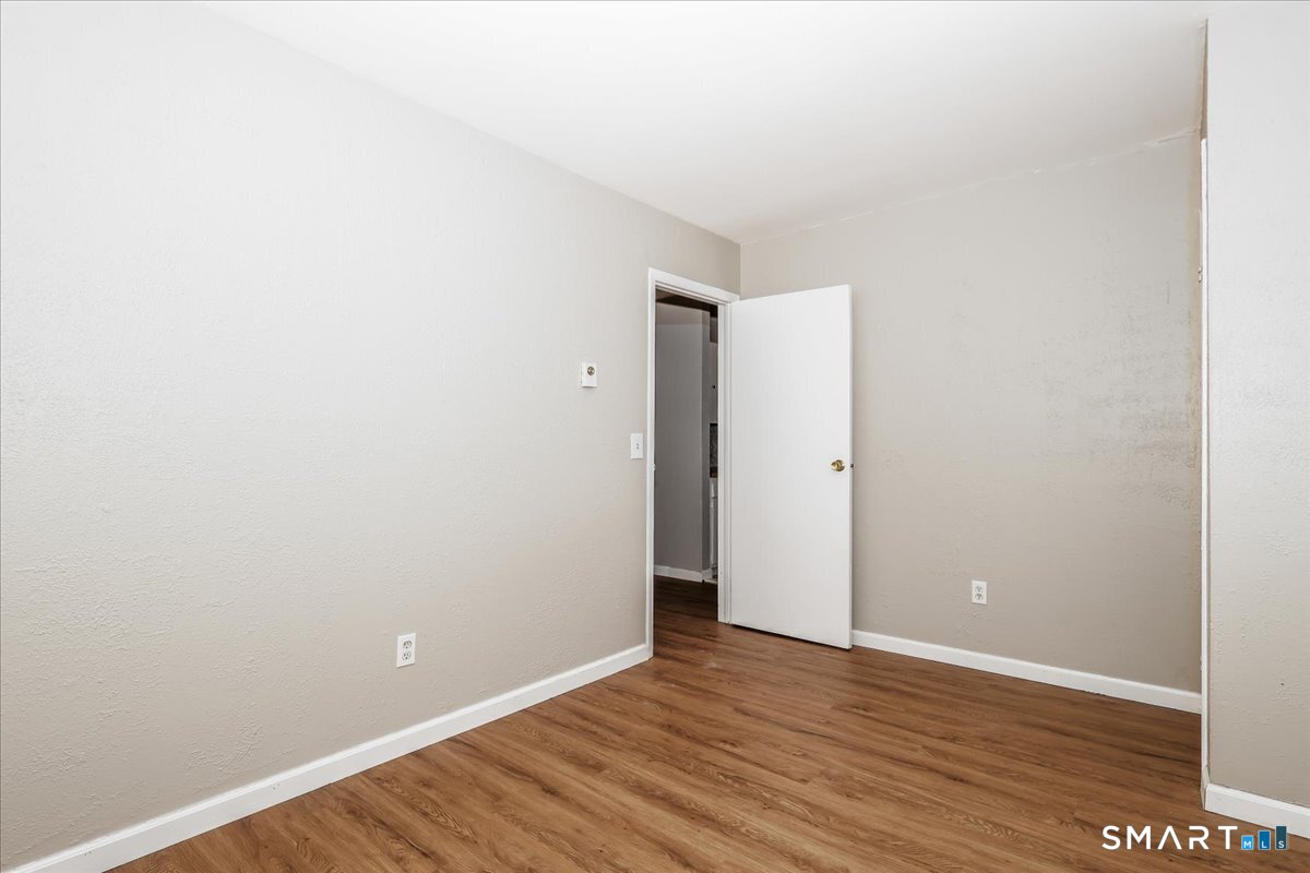 40 Candlewood Lake Road South Unit: 4