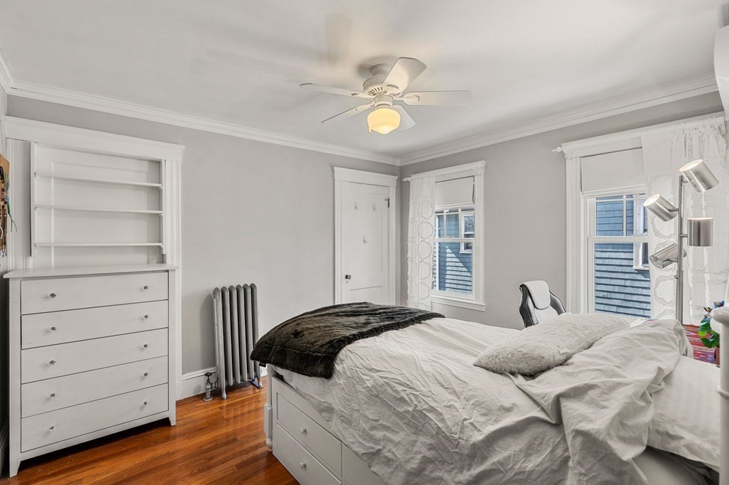 101 Cushing Ave Unit: 2