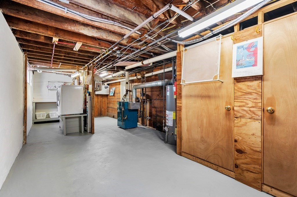 101 Cushing Ave Unit: 2