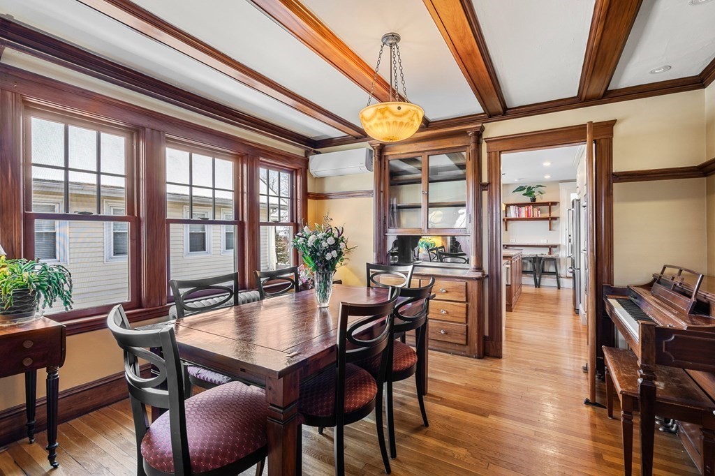 101 Cushing Ave Unit: 2