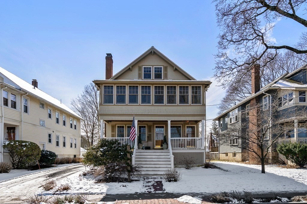 101 Cushing Ave Unit: 2