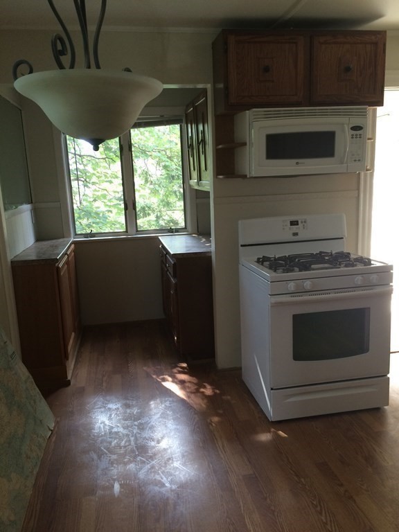 4 Exeter St. Unit: 2