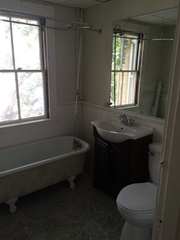 4 Exeter St. Unit: 2