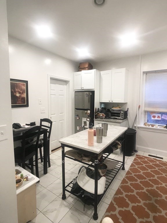 31 Linden Place, Unit 1