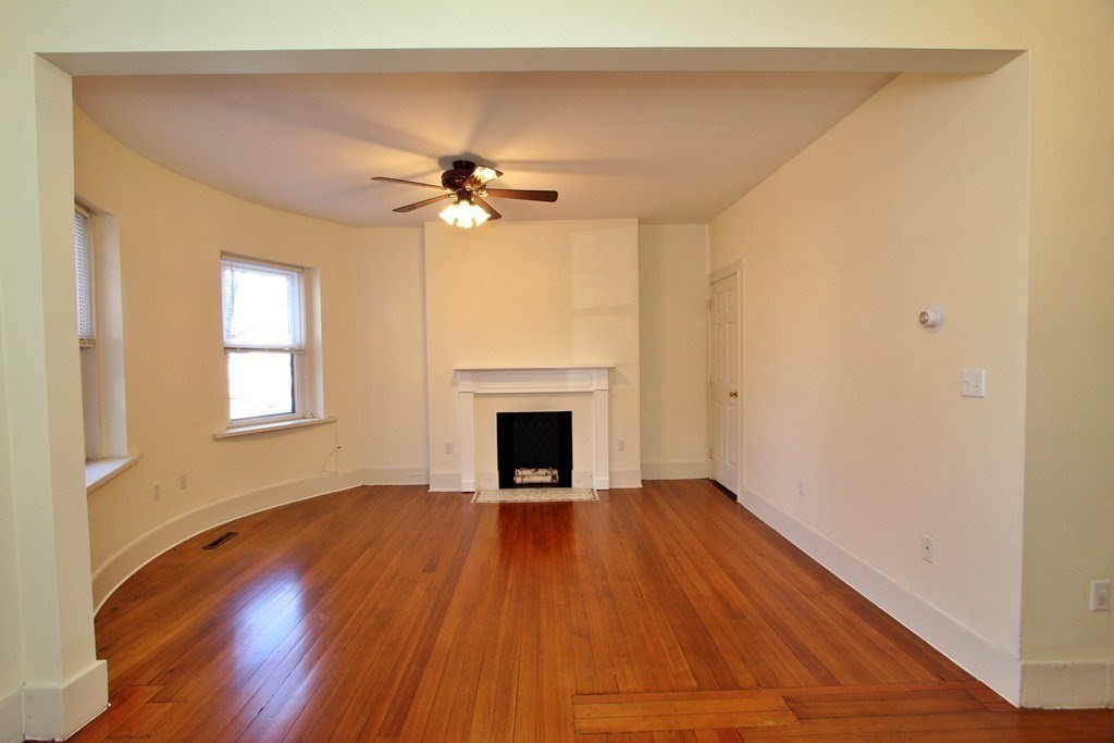 31 Linden Place, Unit 1