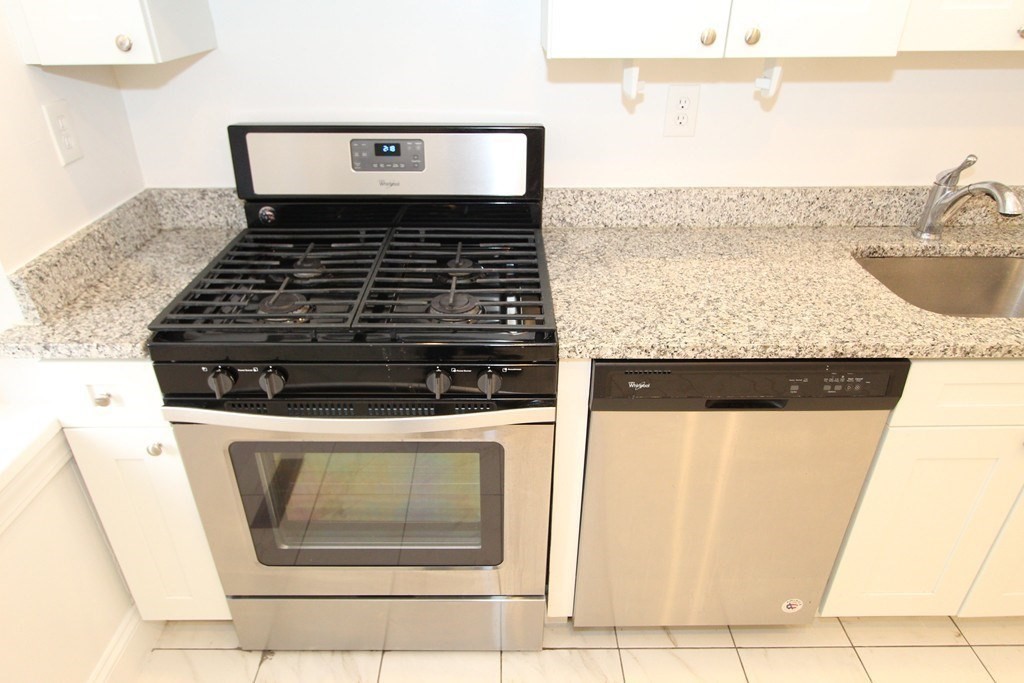 31 Linden Place, Unit 1