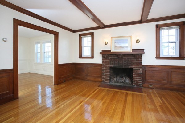 10 Skahan Rd Unit: 10