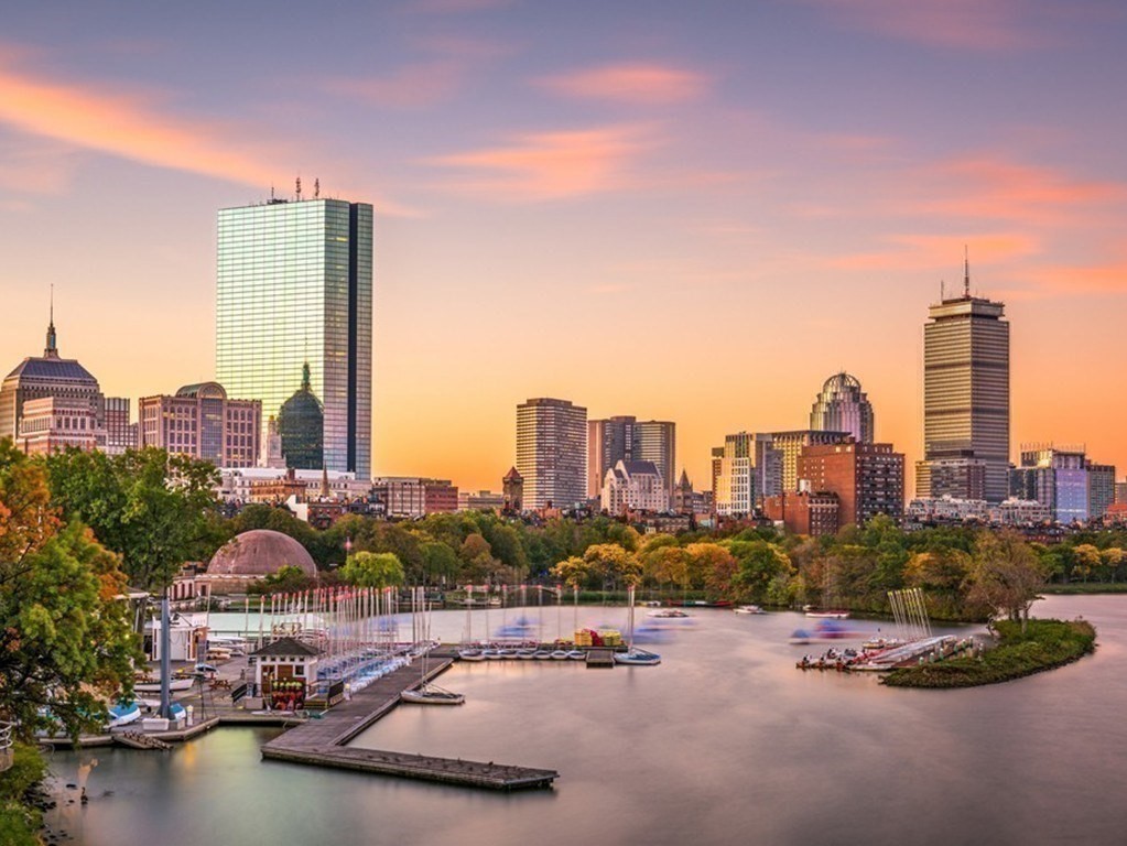 534 Beacon St Unit: 902