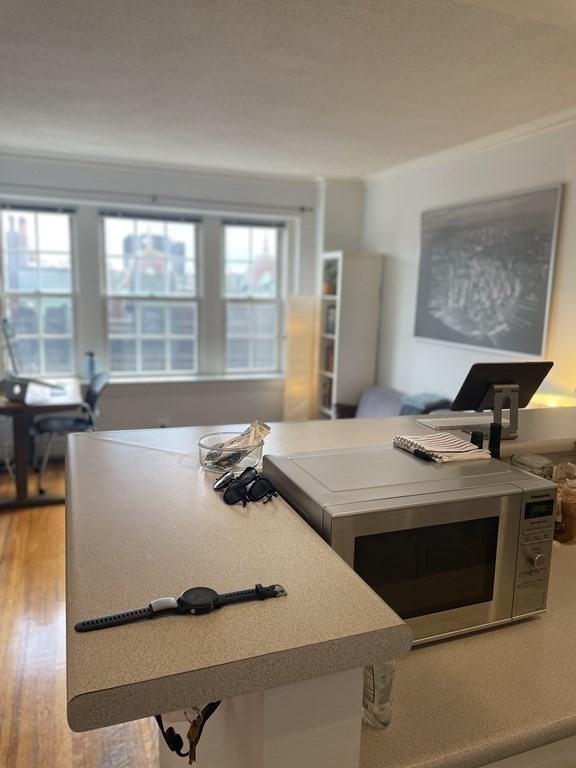 534 Beacon St Unit: 902