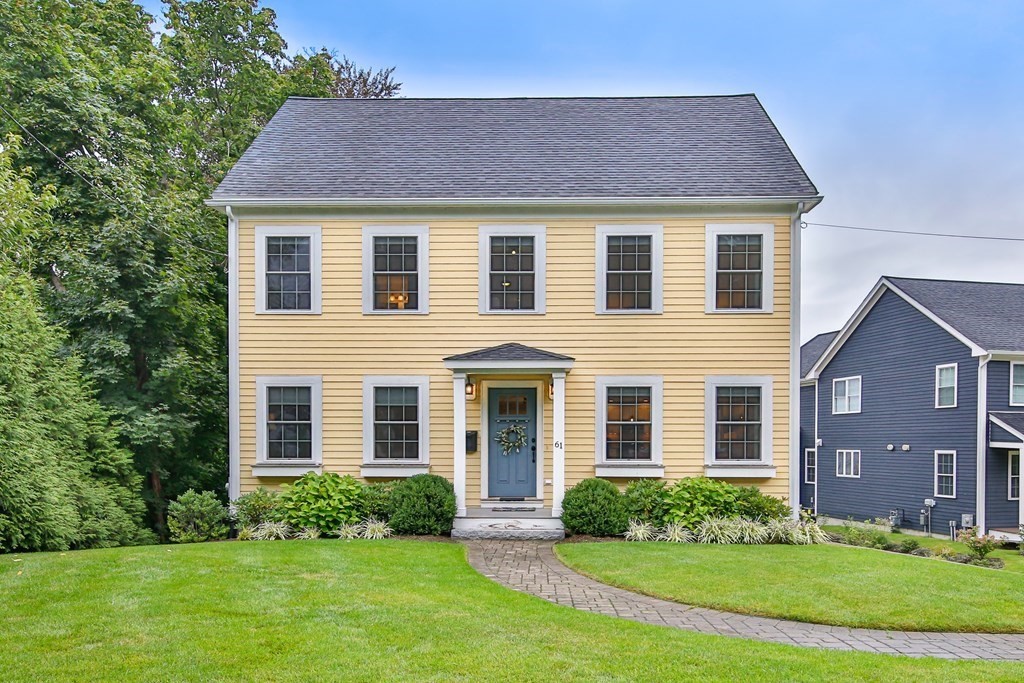 61 Old Mystic St