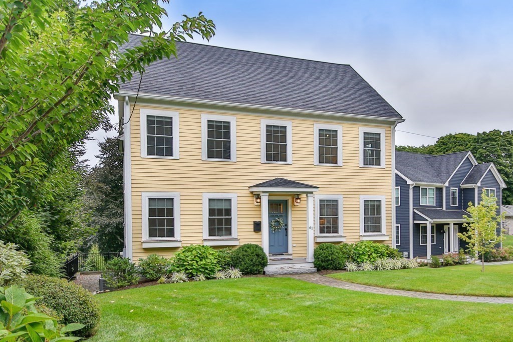 61 Old Mystic St