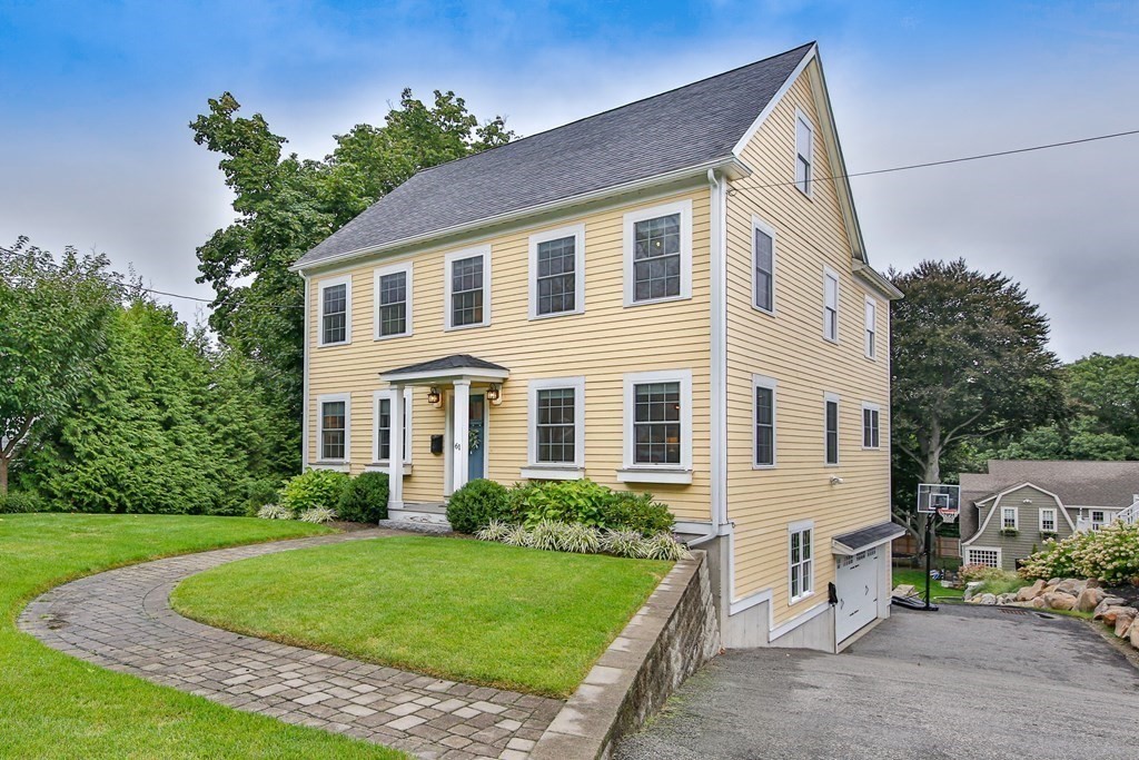 61 Old Mystic St