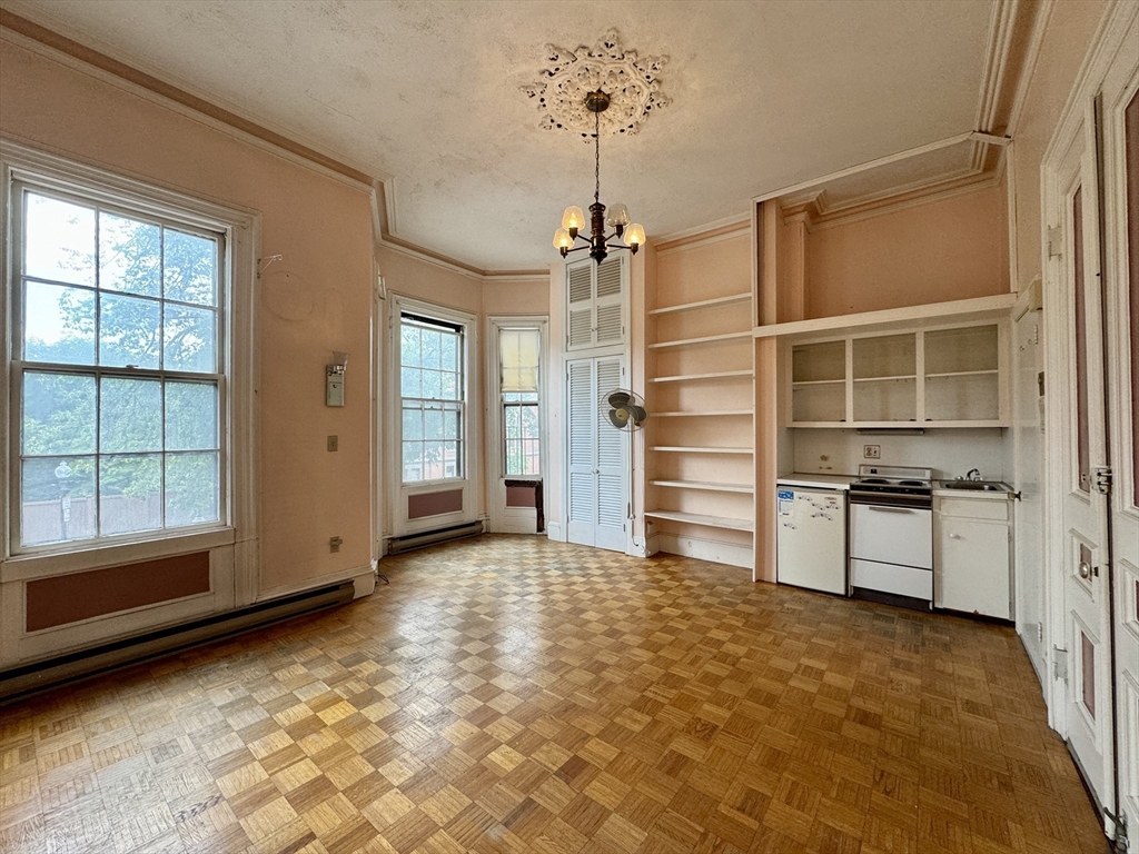 171 Warren Avenue # 2