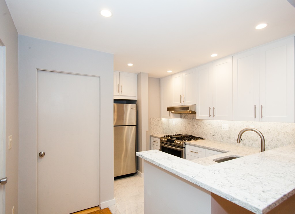 293-295 Commonwealth Ave. # 5B