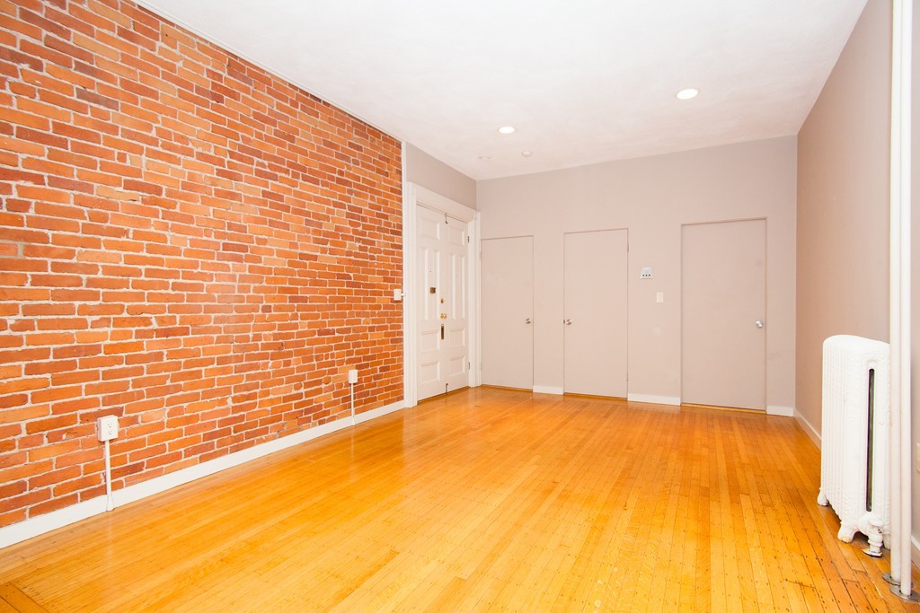 293-295 Commonwealth Ave. # 5B