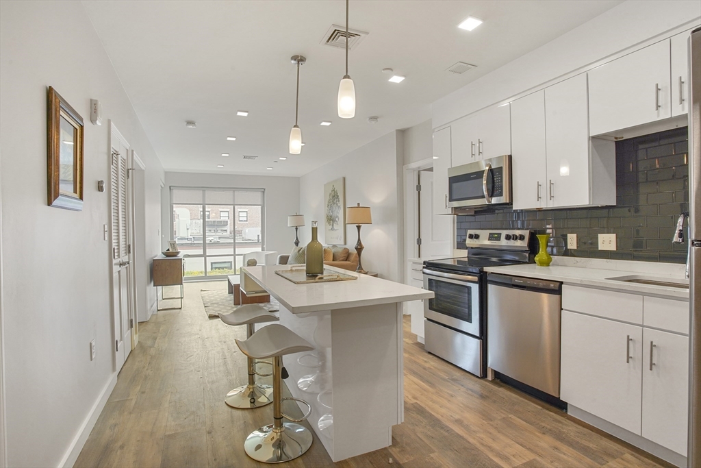 10 Essex St. # 501