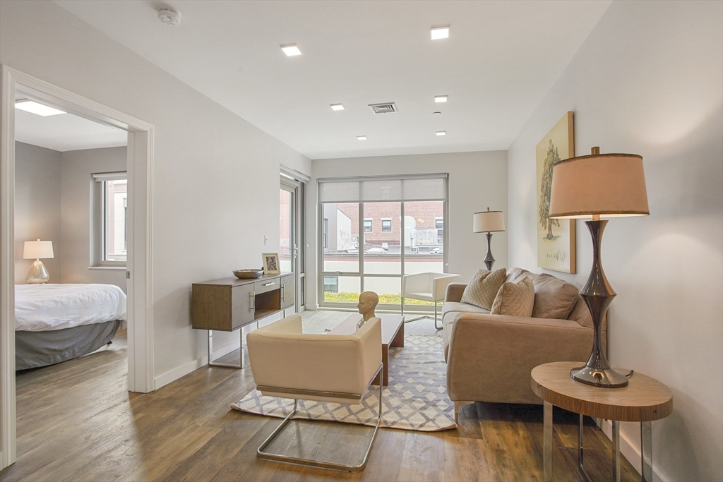 10 Essex St. # 501