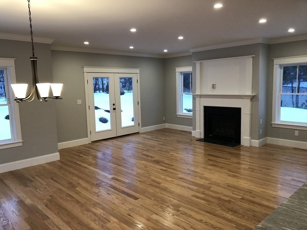 18 Prentiss St # 18