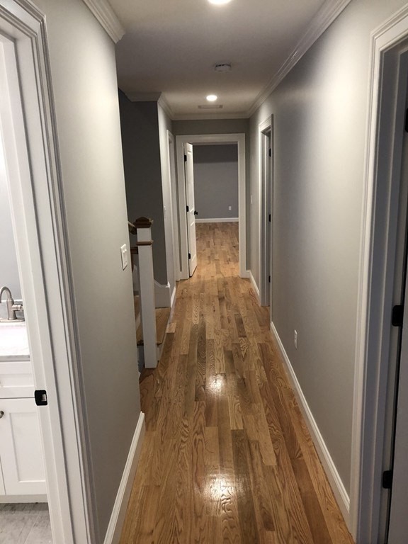18 Prentiss St # 18