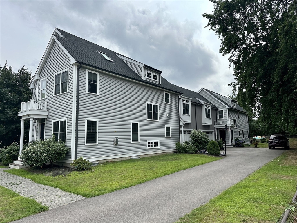 18 Prentiss St # 18