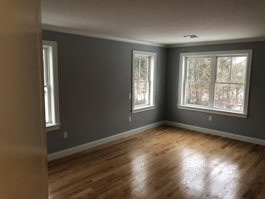 18 Prentiss St # 18