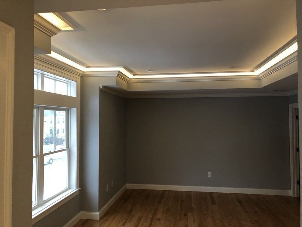 18 Prentiss St # 18