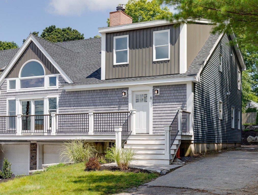 8 Westminster Ave # 8